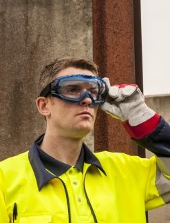 Portwest PW25 - Ultra Vista Schutzbrille Mit UV-Schutz Und Kratzfester Beschichtung (12 Stücke In Paket), Klar 7 Portwest PW25 - Ultra Vista Schutzbrille Mit UV-Schutz Und Kratzfester Beschichtung (12 Stücke In Paket), Klar -Arbeitsschutzkleidung Geschäft B7D35995 6E72 E44F 5ED3 FE0DCBA83692