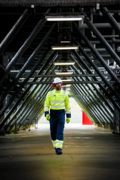 Portwest FR60 - MultiNorm-Warnschutz-Overall Mit Flammhemmenden Reflexstreifen, Schutz Gegen Lichtbogen, Hitzebeständig, Reguläre Größe, Gelb-Marine -Arbeitsschutzkleidung Geschäft BED7A7BE 388E 4629 30E8 96C1B90523D5